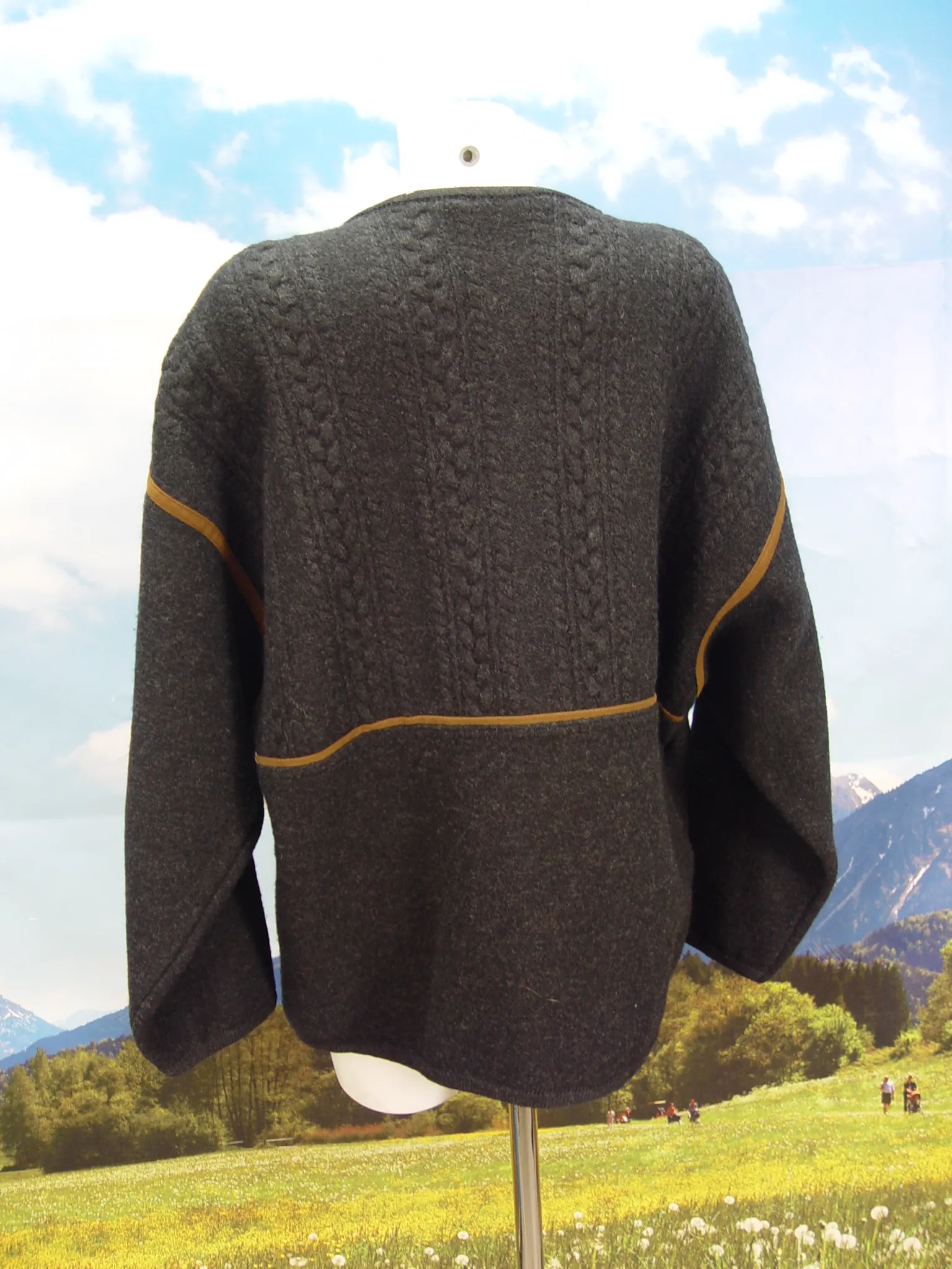 Ausgezeichnete Walkjacke Jacke mit tollem Zopfmuster Trachtenjacke Janker Gr.52