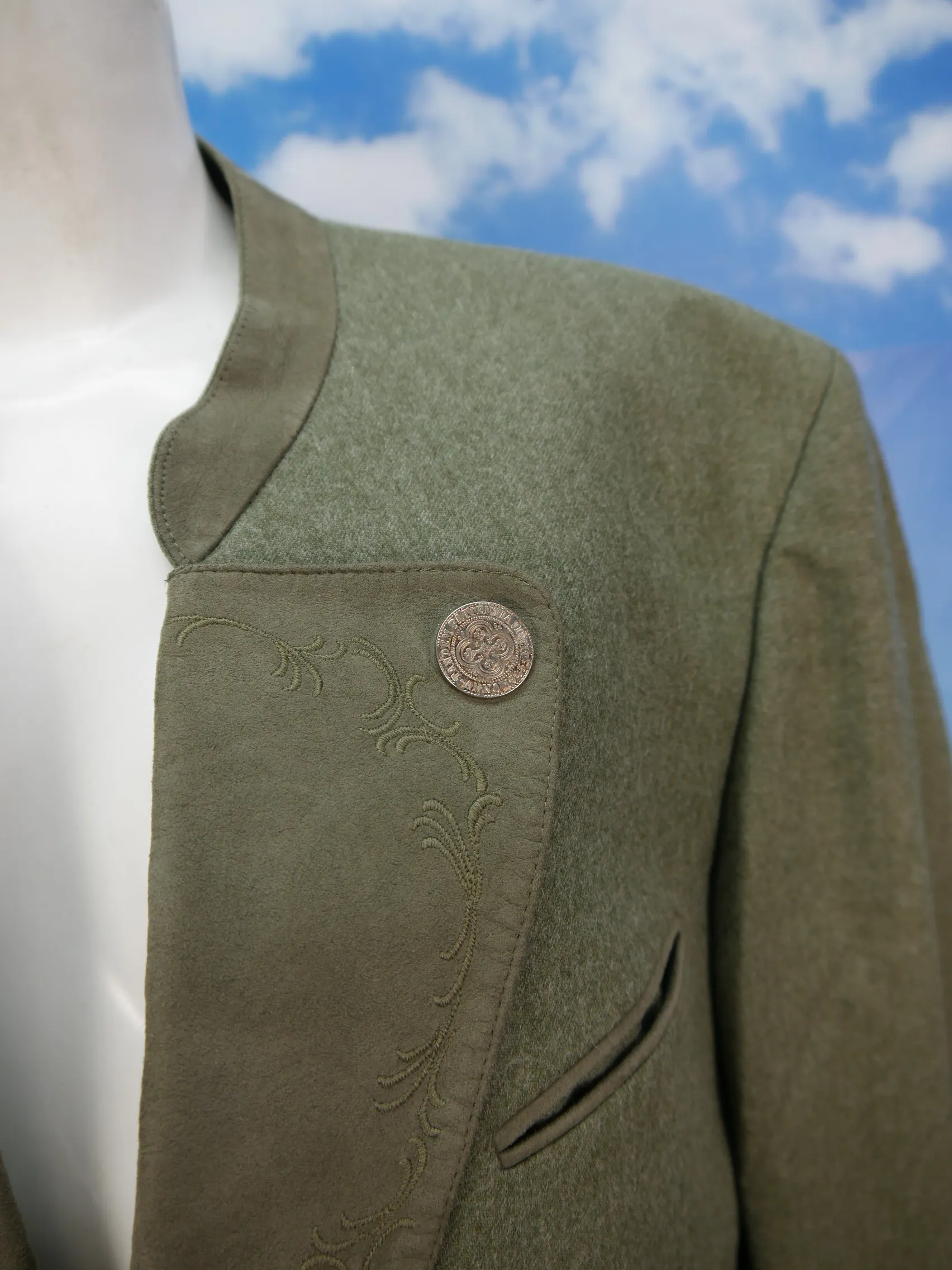 Dezente Stickerei auf Leder Revers Janker Loden Trachtenjacke Jacke Gr.27/54