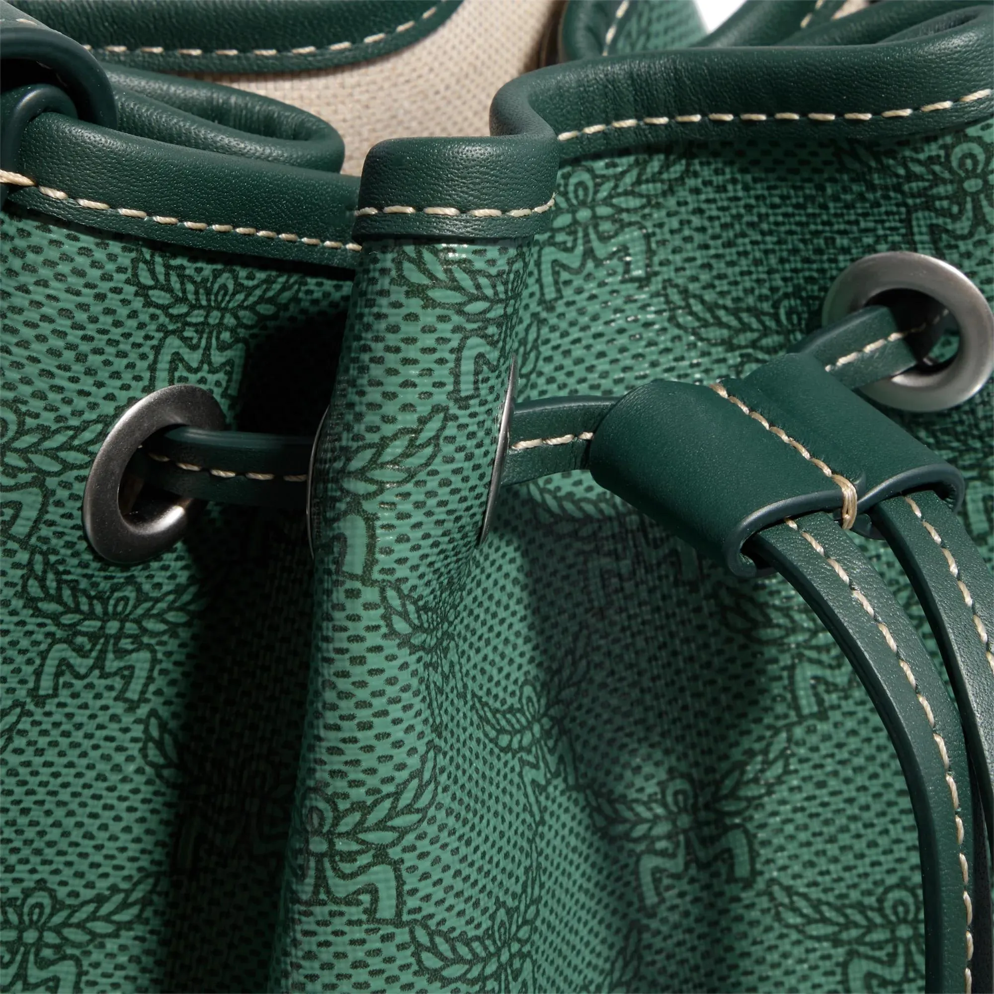   MCM  Himmel Lts Drawstring Med G0 Forest Green  Bucket Bag 