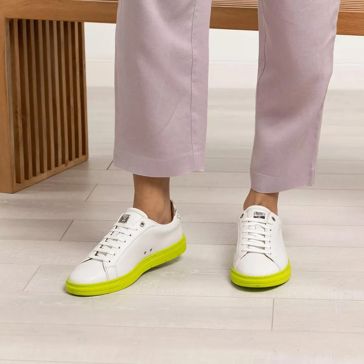   MCM  W Derby Ocean White  Low-Top Sneaker 