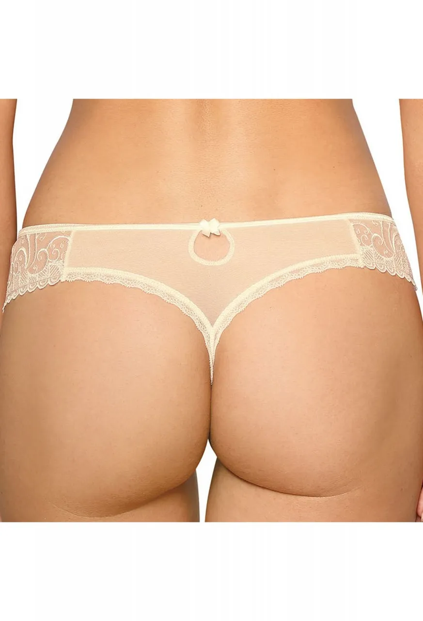 Panty aus zarter Blütenspitze mit Cut-Out - ecru
